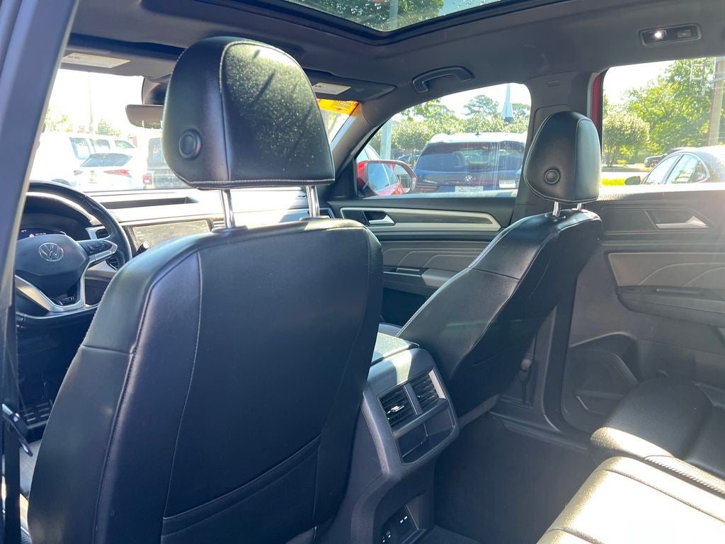 2022 Volkswagen Atlas Cross Sport 2.0T SEL R-Line