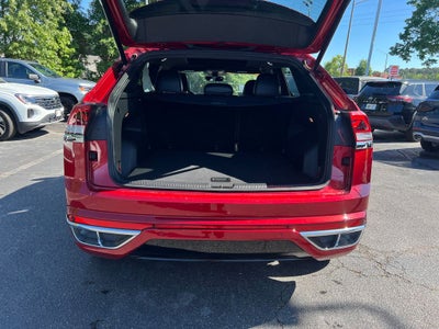 2022 Volkswagen Atlas Cross Sport 2.0T SEL R-Line
