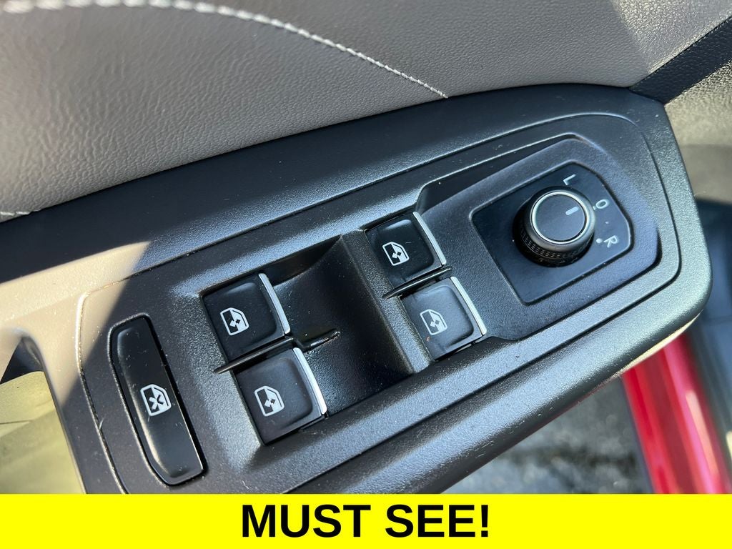 2022 Volkswagen Atlas Cross Sport 2.0T SEL R-Line