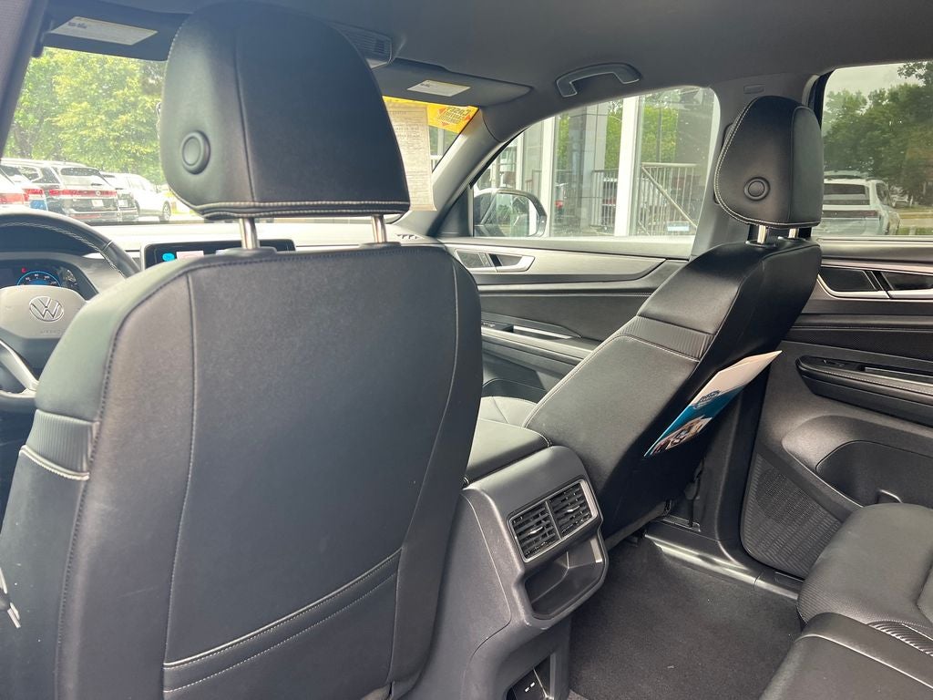2026 Volkswagen Atlas Cross Sport 2.0T SE w/Technology