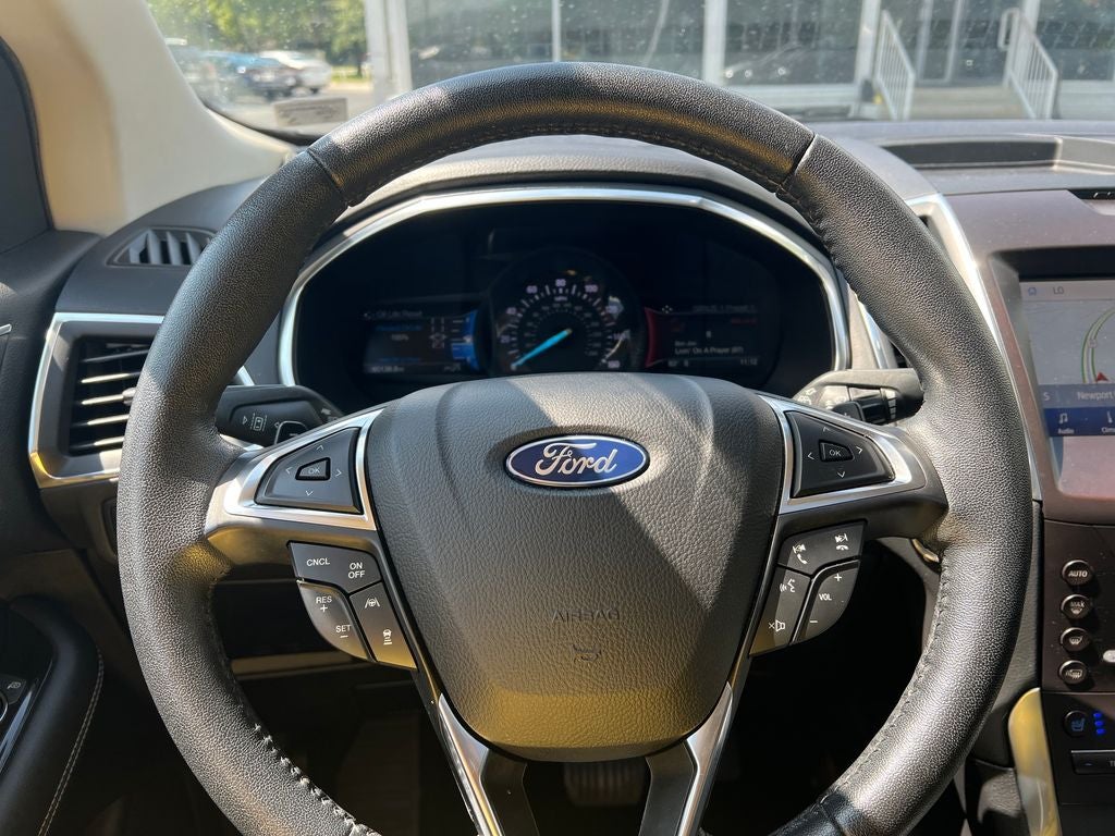 2020 Ford Edge Titanium