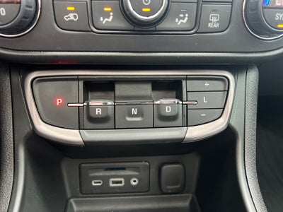2022 GMC Terrain AT4