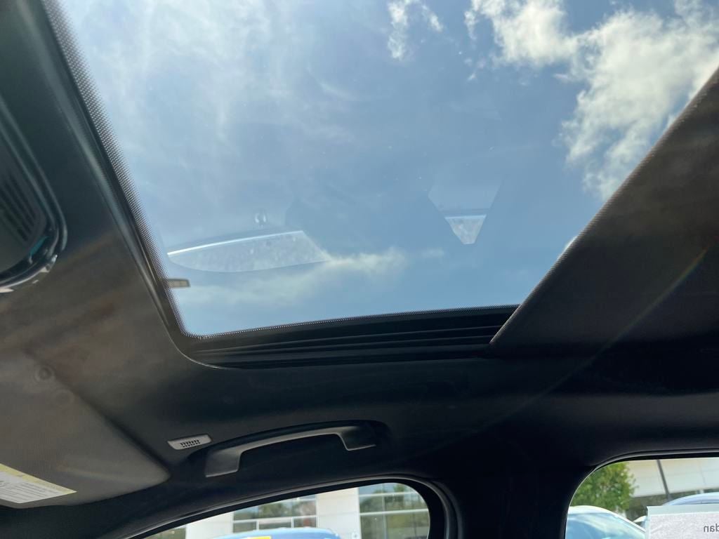 2024 BMW 3 Series 330i