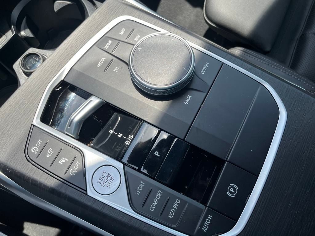 2024 BMW 3 Series 330i