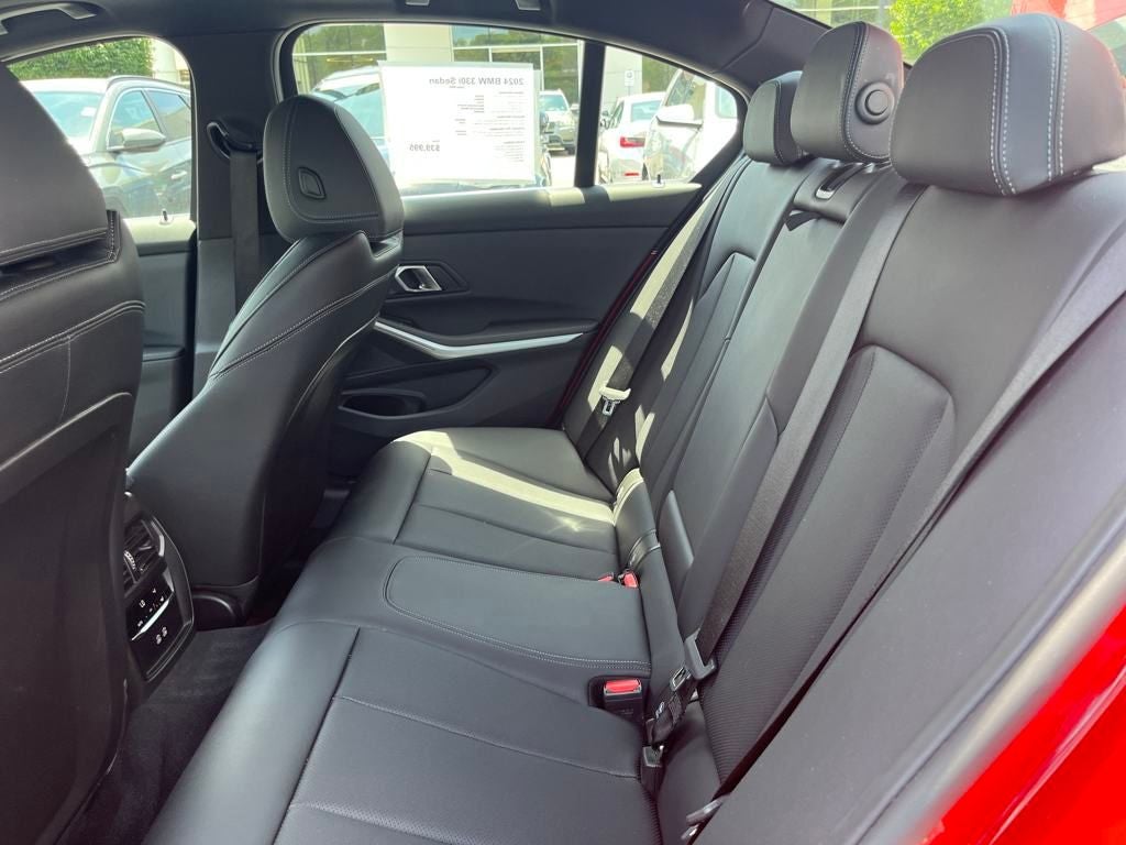 2024 BMW 3 Series 330i