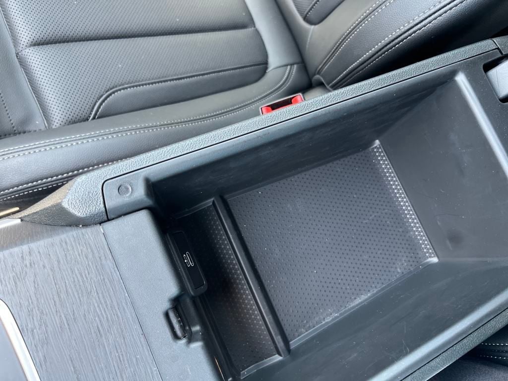 2024 BMW 3 Series 330i