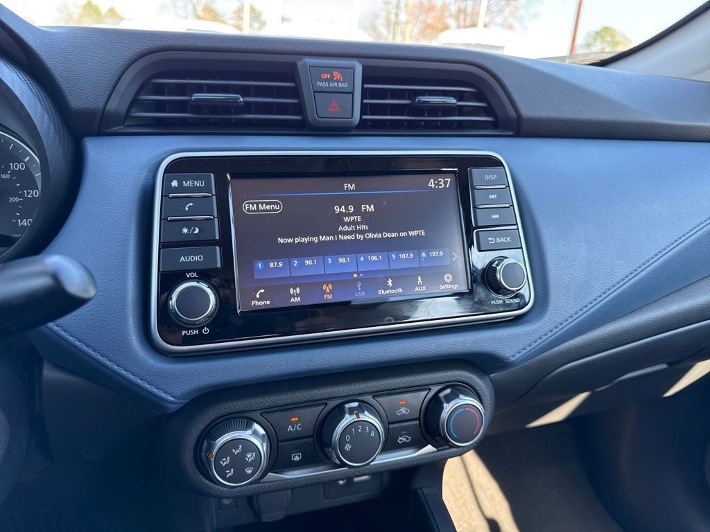 2025 Nissan Versa 1.6 SV