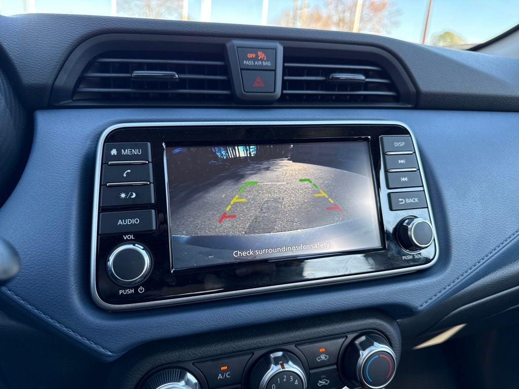 2025 Nissan Versa 1.6 SV