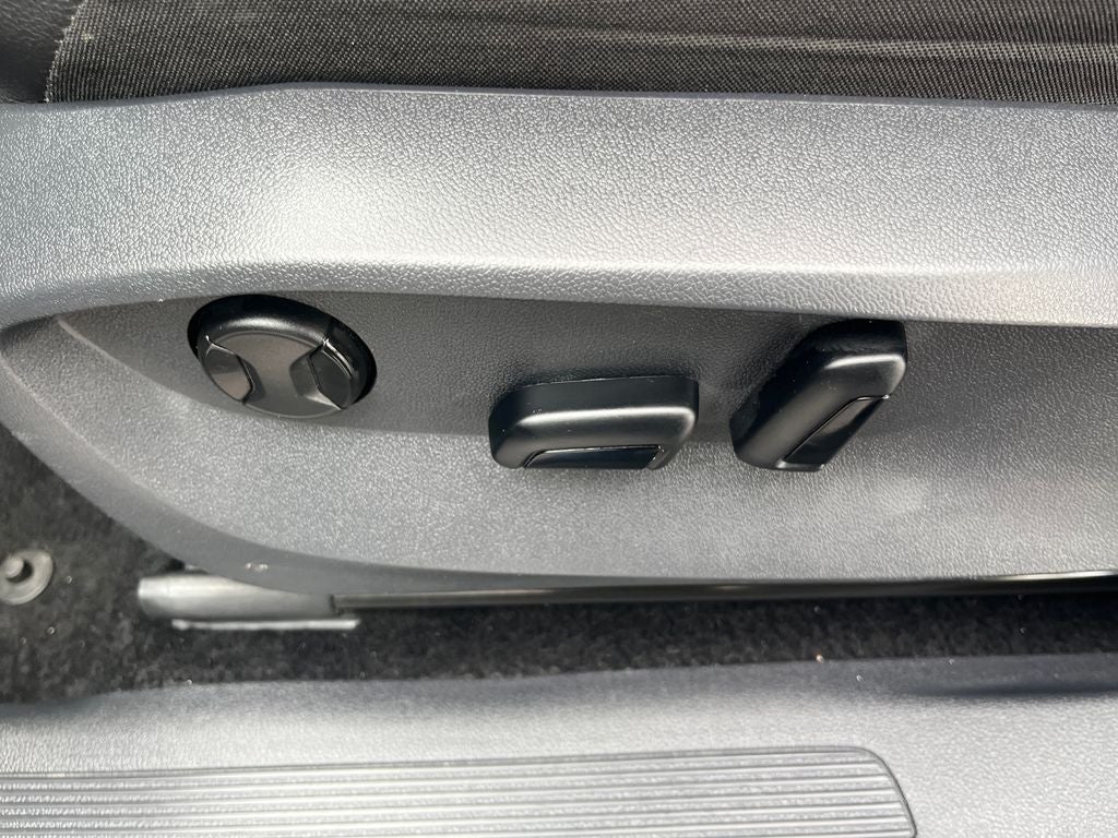 2024 Volkswagen Tiguan 2.0T SE FWD