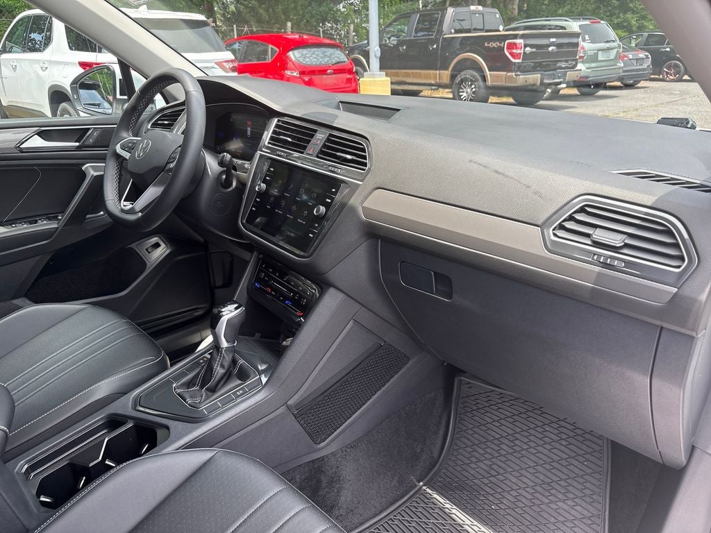 2024 Volkswagen Tiguan 2.0T SE