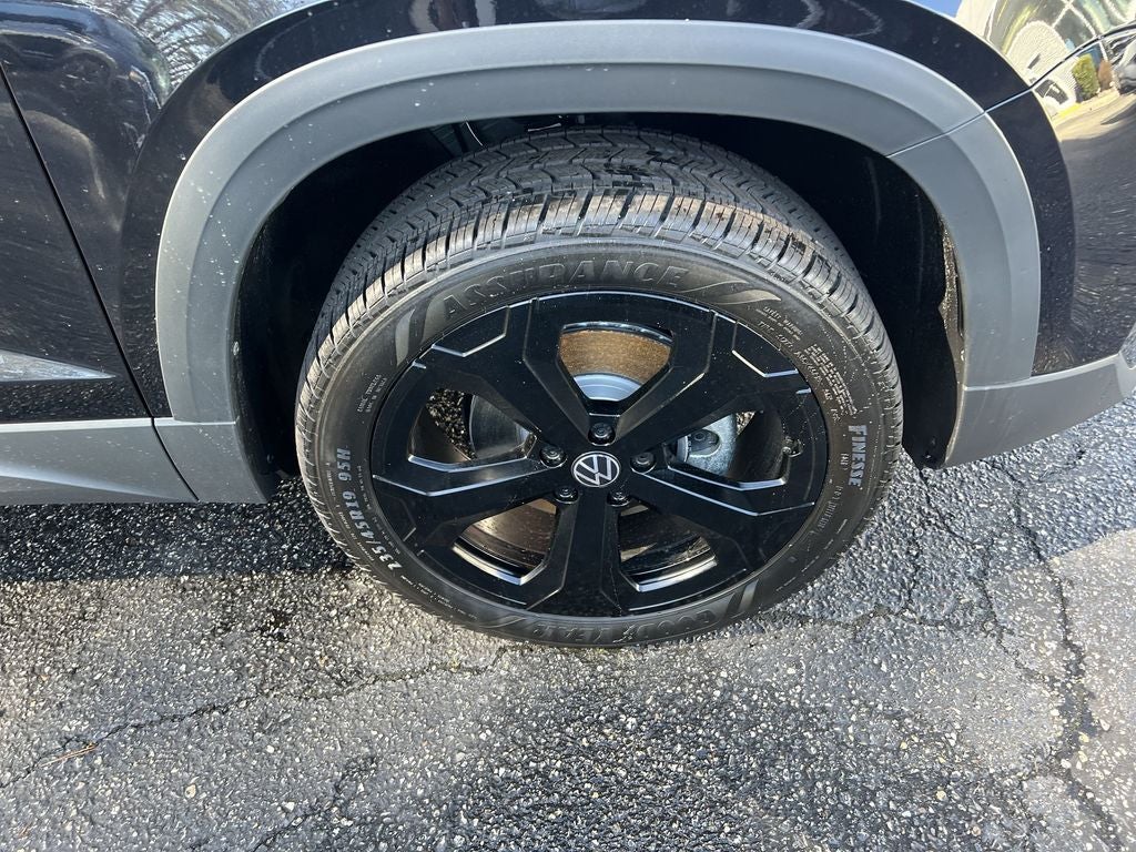 2025 Volkswagen Taos 1.5T SEL