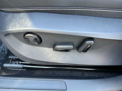 2025 Volkswagen Taos 1.5T SEL