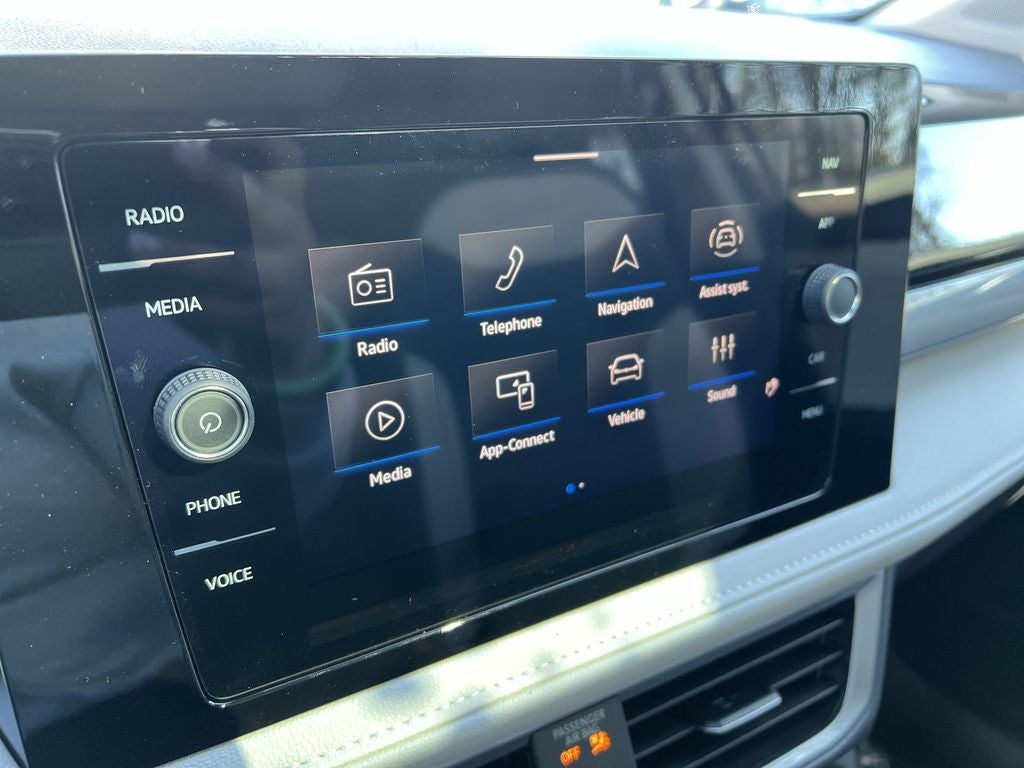 2025 Volkswagen Taos 1.5T SEL