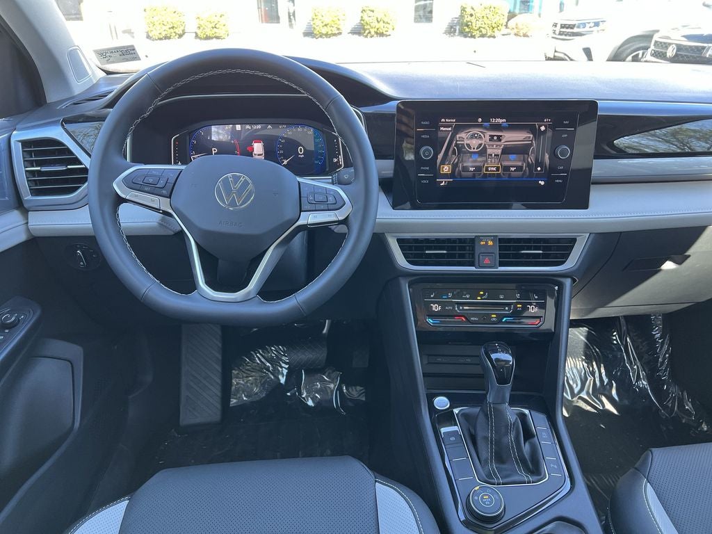 2025 Volkswagen Taos 1.5T SEL