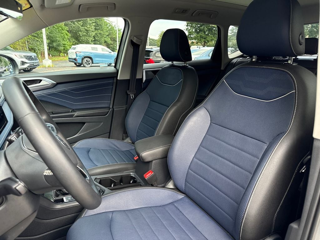 2025 Volkswagen Taos 1.5T SEL