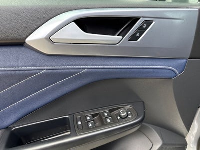 2025 Volkswagen Taos 1.5T SEL