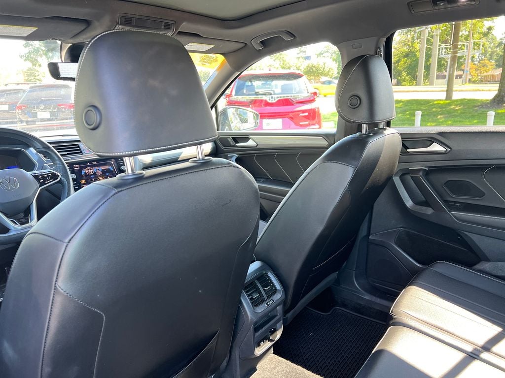 2024 Volkswagen Tiguan 2.0T SE R-Line Black