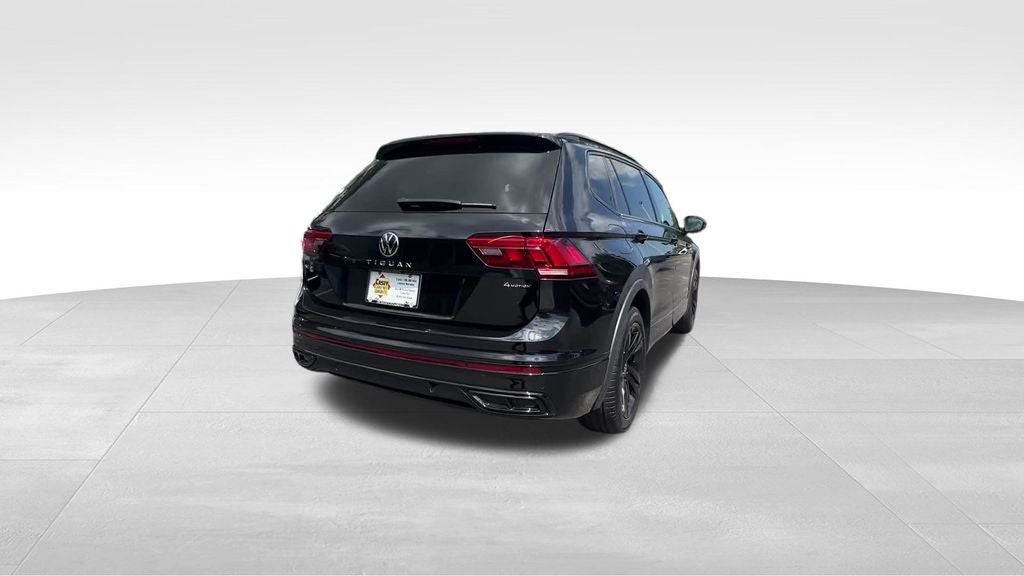 2024 Volkswagen Tiguan 2.0T SE R-Line Black