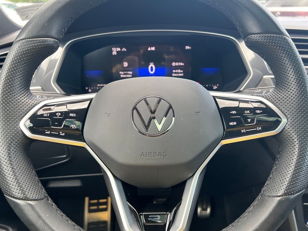 2024 Volkswagen Tiguan 2.0T SE R-Line Black