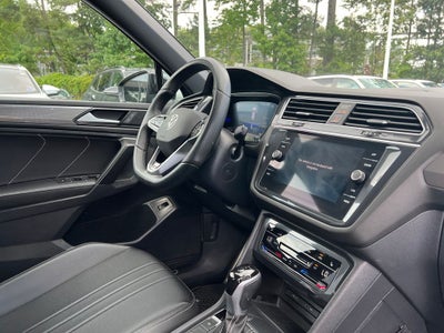 2024 Volkswagen Tiguan 2.0T SE R-Line Black
