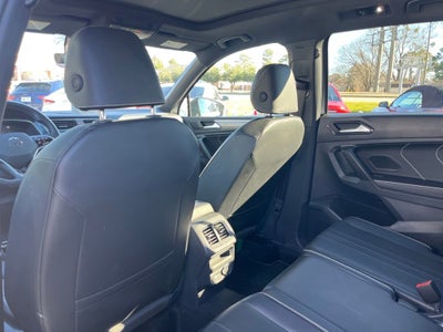 2024 Volkswagen Tiguan 2.0T SE R-Line Black