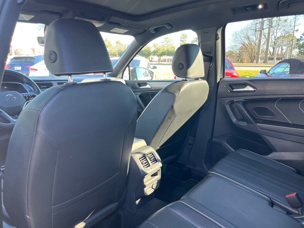 2024 Volkswagen Tiguan 2.0T SE R-Line Black
