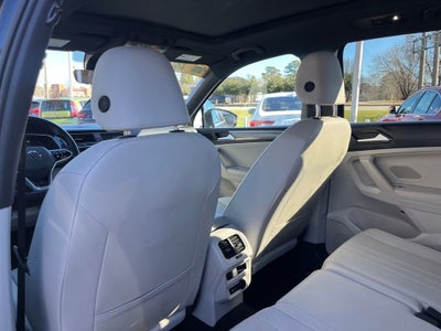 2024 Volkswagen Tiguan 2.0T SE R-Line Black