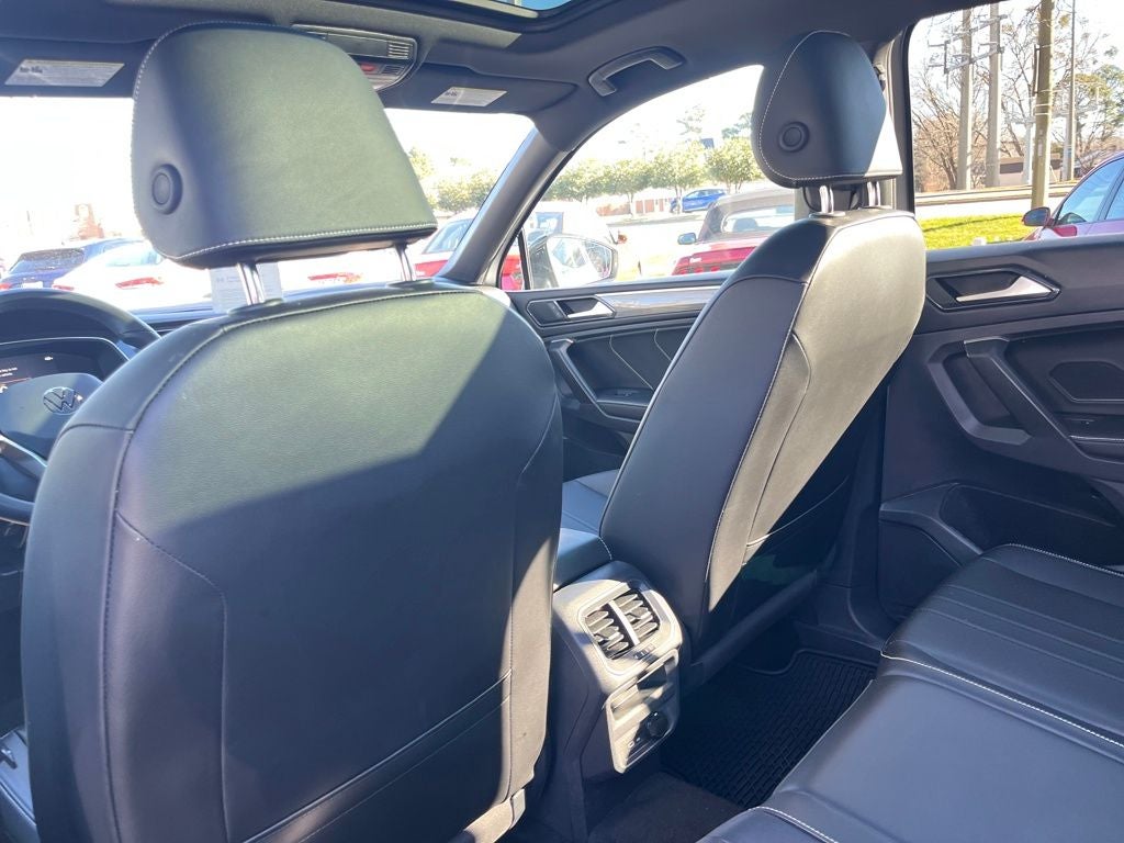 2024 Volkswagen Tiguan 2.0T SE R-Line Black