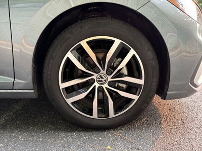 2025 Volkswagen Jetta 1.5T SE