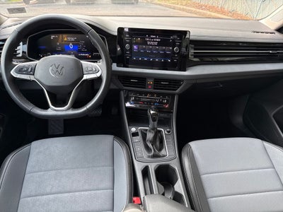 2025 Volkswagen Jetta 1.5T SE