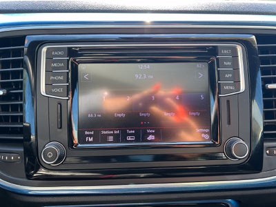 2019 Volkswagen Beetle 2.0T SE