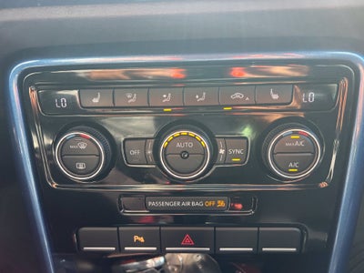 2019 Volkswagen Beetle 2.0T SE