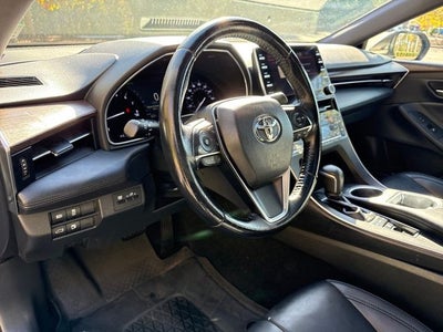 2019 Toyota Avalon XLE