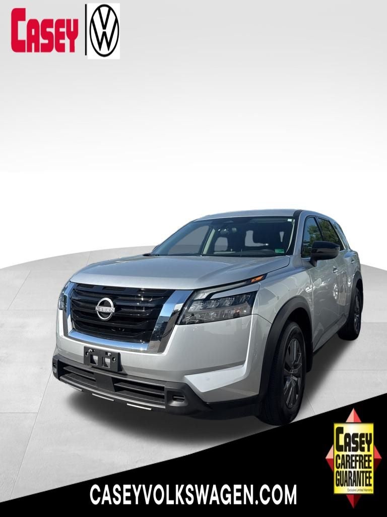 2025 Nissan Pathfinder S