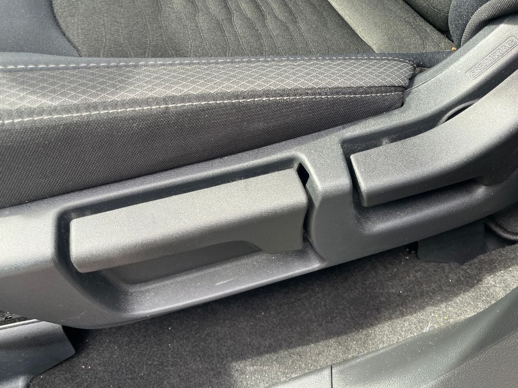 2025 Nissan Pathfinder S