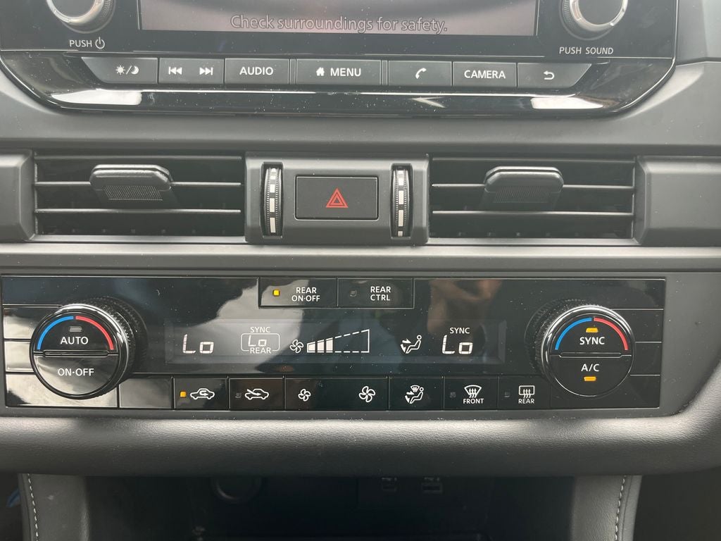 2025 Nissan Pathfinder S