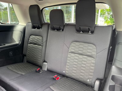 2025 Nissan Pathfinder S