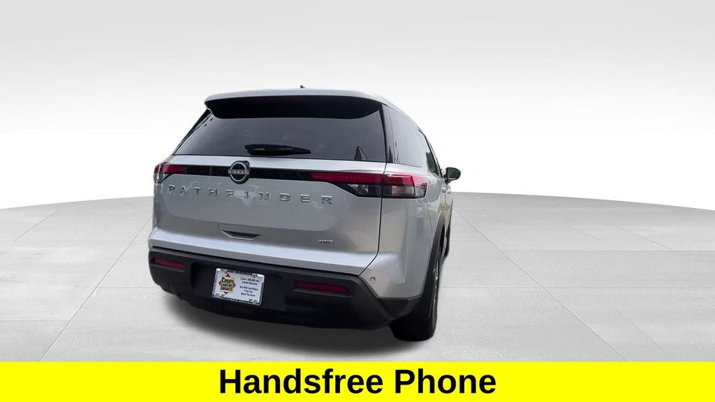 2025 Nissan Pathfinder S