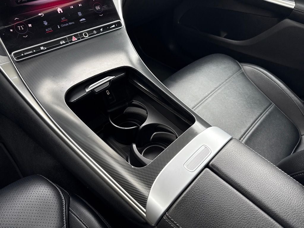 2024 Mercedes-Benz GLC GLC 300