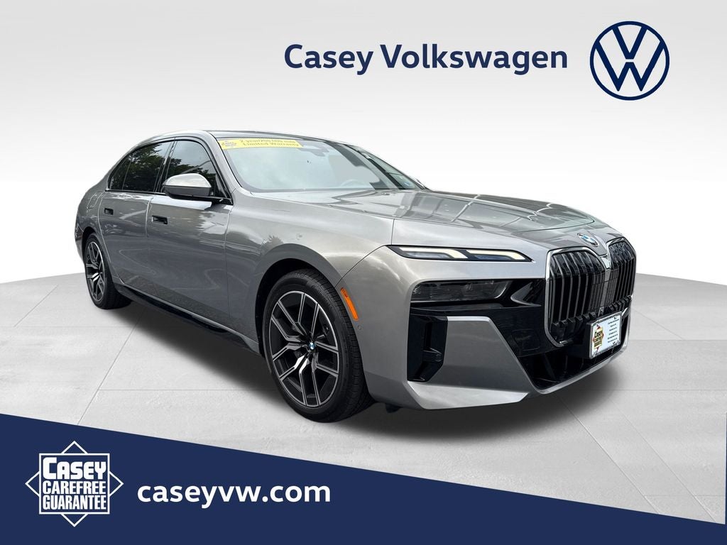 2025 BMW 7 Series 740i