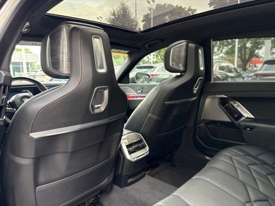2025 BMW 7 Series 740i