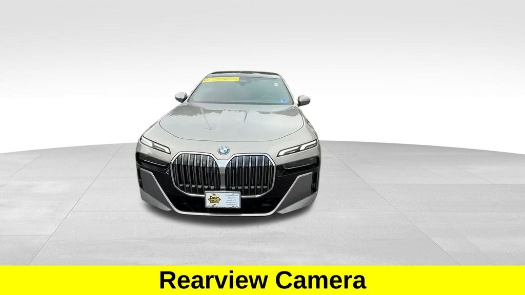 2025 BMW 7 Series 740i