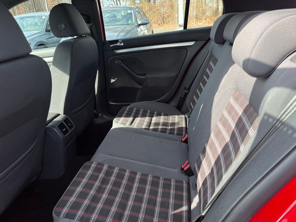 2007 Volkswagen Golf GTI Base