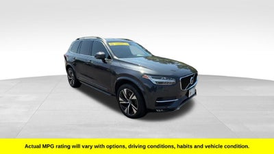 2017 Volvo XC90 T6 Momentum