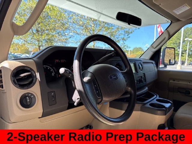 2019 Ford E-450SD Base