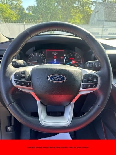 2024 Ford Explorer XLT