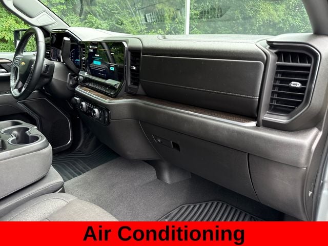 2026 Chevrolet Silverado 1500 LT LT1