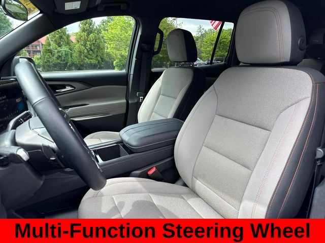 2025 Chevrolet Traverse LT 2LT