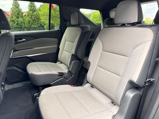 2025 Chevrolet Traverse LT 2LT