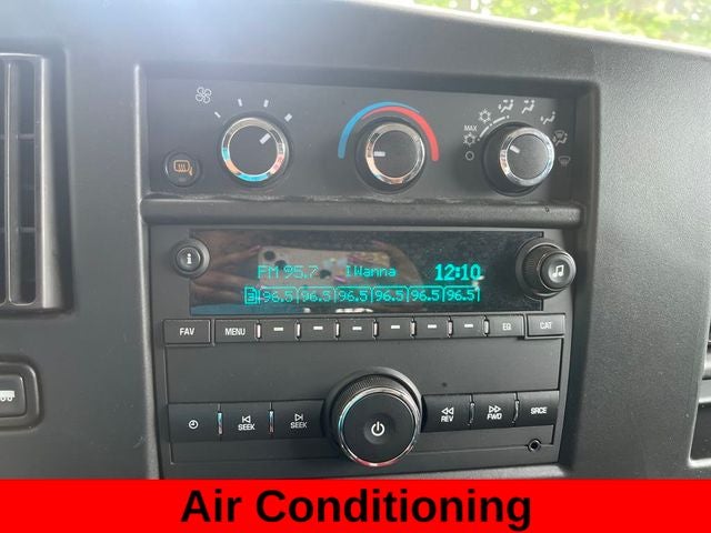 2023 GMC Savana 2500 Work Van